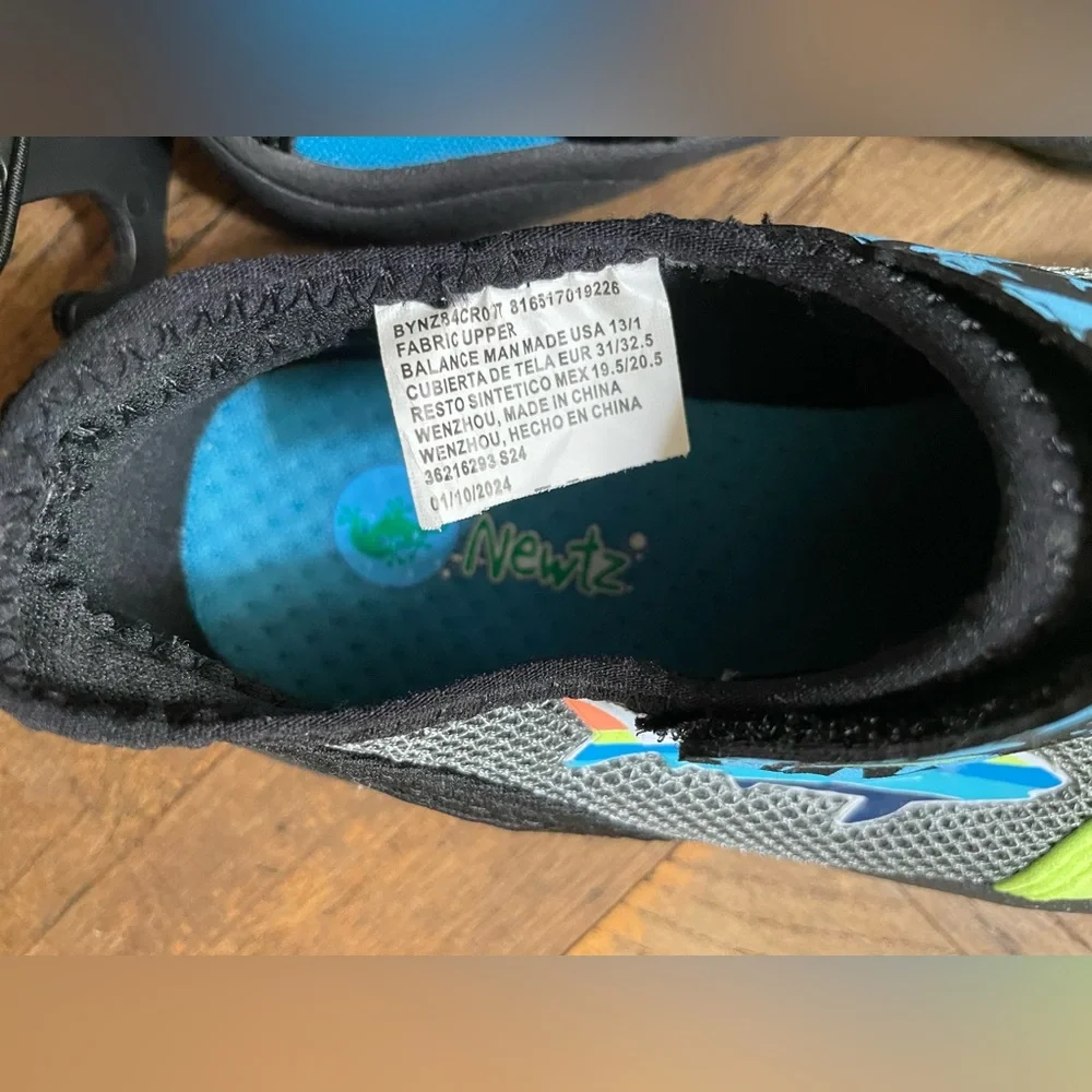 NWOT Newtz Boys Aqua Shark Shoes size 13-1
